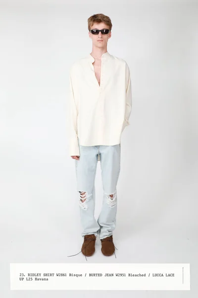 Look 23